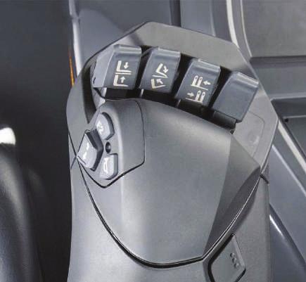 Pedas are shaped, positioned and anged to minimise anke stress, whie fexibe, three-dimensiona adjustment for the ergonomic armrest and fu suspension seat