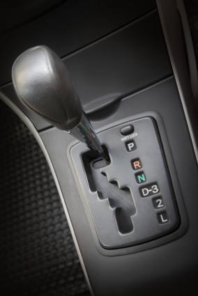 Automatic Transmission Modes Typically Gear Selections are P-R-N-D-2-L Manually shift from "D" to