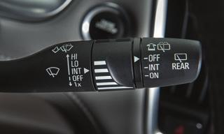 Note: IntelliBeam activates the high-beam headlamps only when driving over 25 mph. The system is turned off if the fog lamps are turned on. See Lighting in your Owner s Manual.