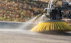 debris Hydraulic-driven, spring-loaded side brush retracts on impact for decreased maintenance costs Left-hand side brush widens sweeping path to 87 in / 2,210 mm for