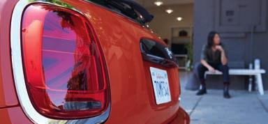 surround the headlights. TAILLIGHTS WITH INTEGRATED UNION JACK DESIGN.