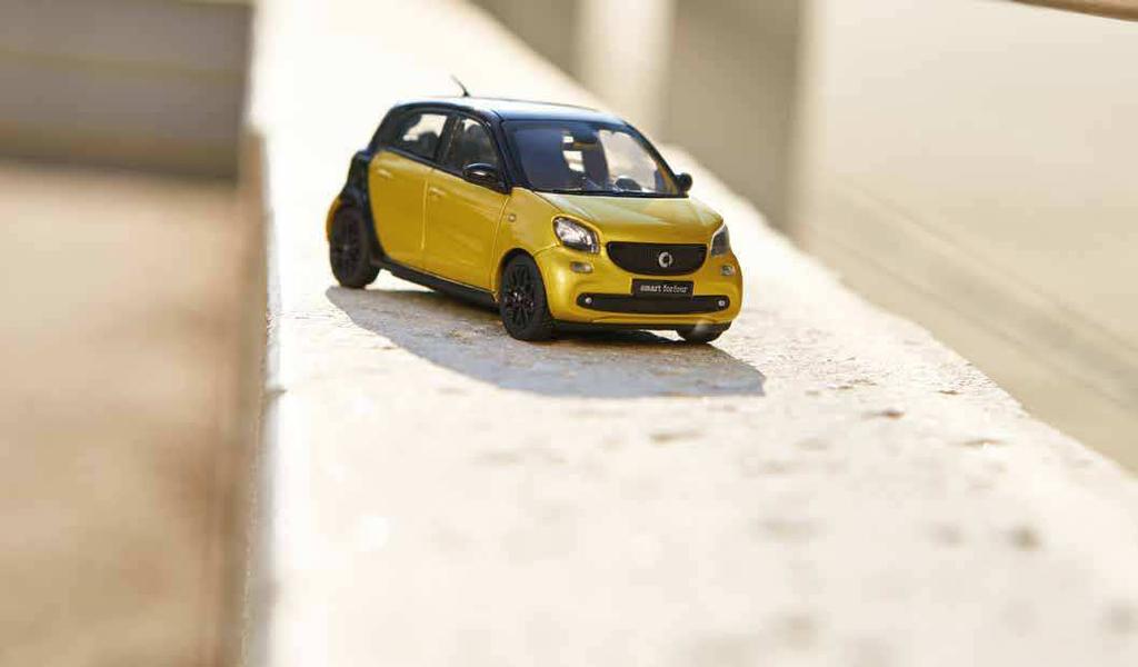 >> FOR more time to play. smart fortwo coupé passion edition #1 C453, 1:18. manufacturer: Norev.