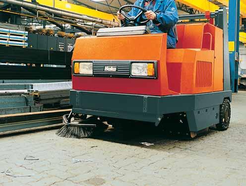 Superior technology for industrial cleaning Large area ride-on vacuum sweeper Hako-Jonas 1450 For tough industrial use.