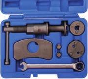7-piece Brake Caliper Tool for Iveco Trucks - allows to reset the brake pistons on Iveco truck disc brakes - includes 10 mm ratchet