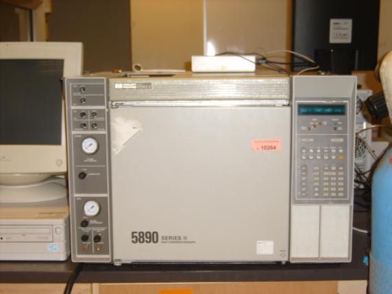 21 Hewlett Packard 5890 Series II Gas Chromatograph SRI Peak Simple Chromatography Data System Model 333 Column Oven: Operating range: 4 o C above ambient to 450 o C Setpoint entry: 1 o C for