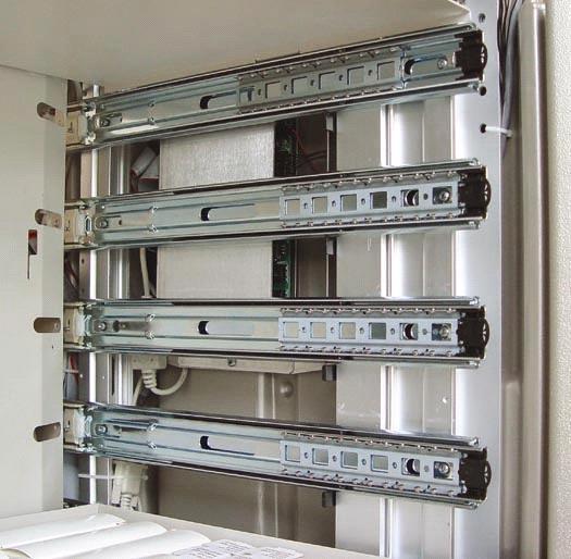 Service Replace a Drawer Prcedure The prcedure fr replacing a drawer is described belw. 1. If necessary, pwer n the cart and access the drawer. 2. Tw latches hld the drawer in place.