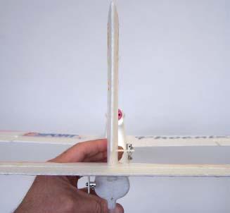 Note: We recommend that you use 5 minute epoxy to glue the horizontal tail and vertical fin as this will provide a