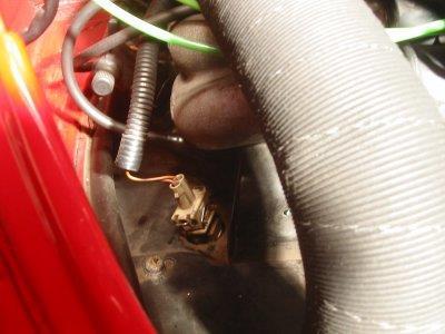 Now locate the engine oil temperature sensor plug (next to cylinder no.