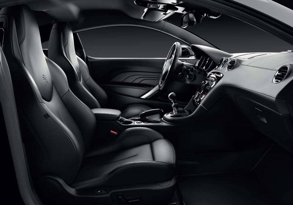 MISTRAL BLACK LEATHER* Includes seats, and door panel bands in fine-grained and smooth Mistral black leather, to reinforce