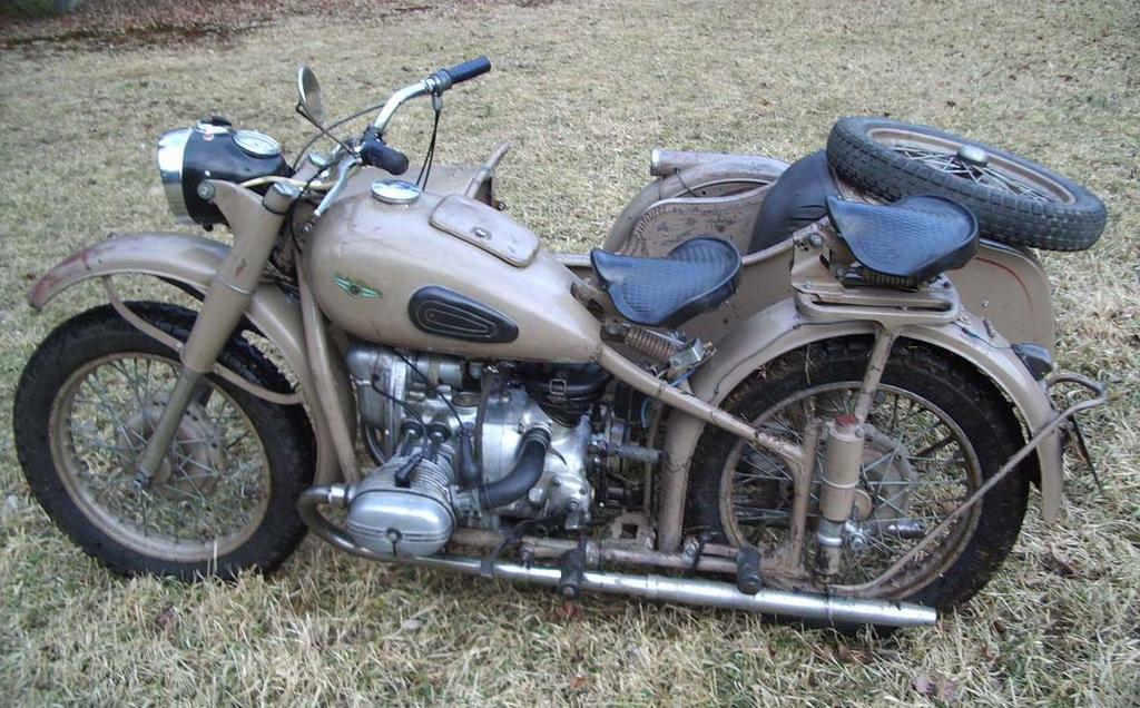 K-750 with Rear-Wheel, Swing-Arm Suspension The K-750 was the first heavy Russian motorcycle to use a