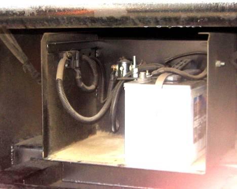 on battery box lid. Location of circuit breaker Truck Battery Auxiliary Battery Reset your Circuit Breaker 3.