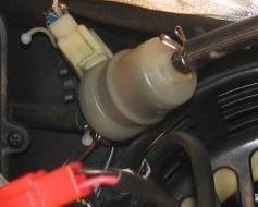 3.9 Replacing Fuel Filter Use only the OEM Powerhouse replacement fuel filter when servicing this generator.