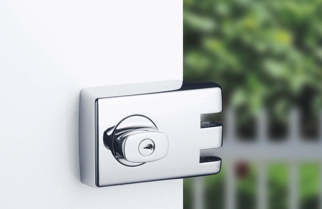 Deadlocks Concealed fixings for superior anchorage Suits hinged and sliding doors The 303 Single Cylinder Deadlock and 355 Double Cylinder Deadlock suits inward opening, outward opening