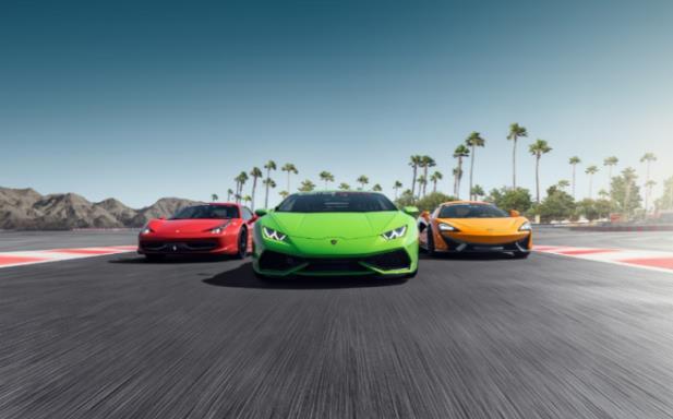 CUSTOMIZED DRIVING EXPERIENCE The Premium Supercar Experience can be upgraded with additional laps, extra cars per person, or hot laps as a passenger of a pro driver at