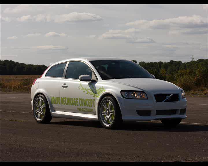 Volvo C30 PHEV Four Protean Drive motors One motor at each