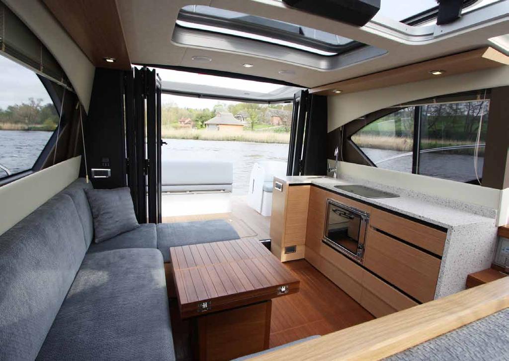 The low air draught lends itself particularly well to inland cruising, whilst the stylish, open plan