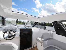 BROOM 30 COUPE - A luxurious cruiser with low air draught Explore Europe s inland waterways in style Our world renowned
