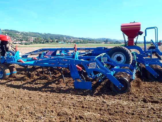 Our implements enable you to mix and bury straw well, within a large volume of soil, thus optimising the soil nutrients provided by these residues.
