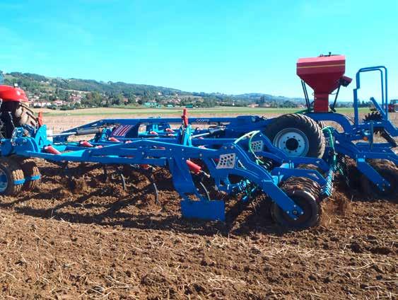 Our implements enable you to mix and bury straw well, within a large volume of soil, thus optimising the soil nutrients provided by these residues.