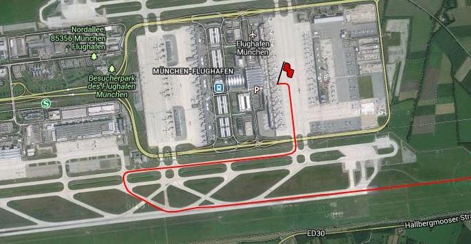 taxiing cycle. On the other hand, the Dallas/ Fortworth speed profile shows several stops potentially caused by interfering airplanes on the tarmac.