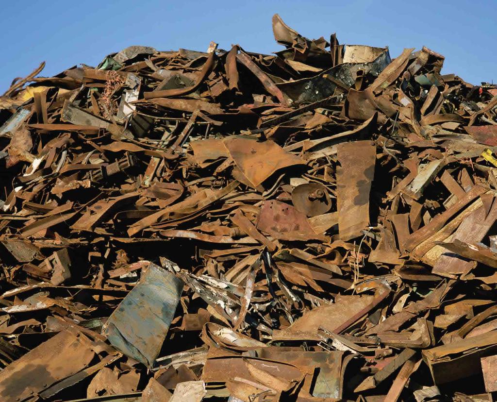 1 2 3 1 + 3 Bulk handling 2 Wood handling Dedicated to your needs Scrap, recycling & waste re-handling In this demanding environment, machines need to be flexible, tough and