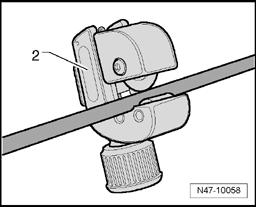 Fig. 260: Disconnecting Brake Line At Appropriate Location With Line Cutter Disconnect brake line at appropriate location (straight, accessible part) with line cutter - 2