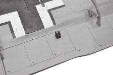 Install aileron control horn as same as picture below. 5.