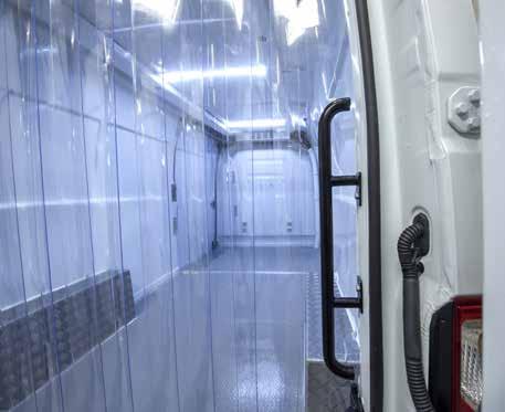 Conversion Features Renault Master Features & Options Temperature controlled load area 15 C - 25 C Data Recorder and in cab load area temperature display Fully washable lightweight insulated load