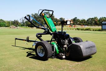 Greens Mower Tote Easily attaches to your John Deere, Jacobsen, Baroness or Toro Mower. The MT5000 Tote allows you to easily secure and transport your valuable greens mower safely.