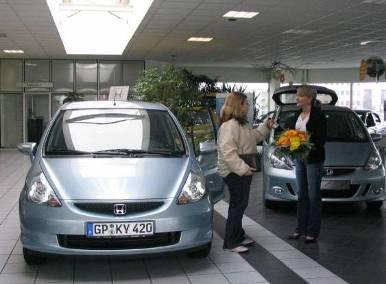 Dealer: Kurth, Forstern, 18 October 2005 I am so convinced about the Honda Jazz that for me no other car comes into