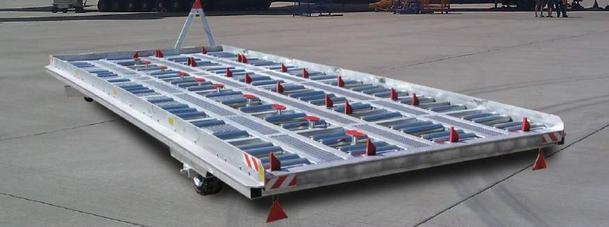 Fully hot-dip zinc galvanized. Side or end loading. 360 degrees rotated cargo platform with locks every 90 degrees available.
