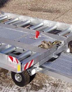 PALLET AND CONTAINER TRAILER