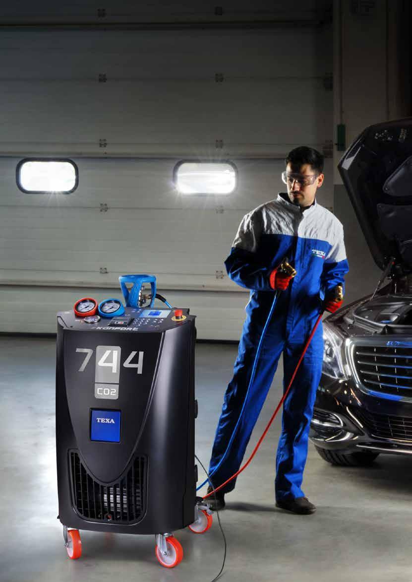 KONFORT 744 (CO2) Developed in collaboration with Mercedes-Benz, it is expressly dedicated to CO2; it is a completely automatic service station, easy to use and absolutely precise: the quality of the