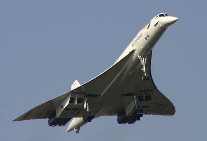 The ultra slim delta wing on Concorde gives the appearance of total simplicity.