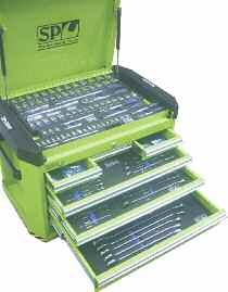 Screwdrivers Pliers & cutters Adjustable wrench Hammer Bit set 7 drawer concept series box 302pc Metric/SAE Tool Kit in Atomic Green 7 Drawer Concept Tool Box All sockets, socket accessories and ROE