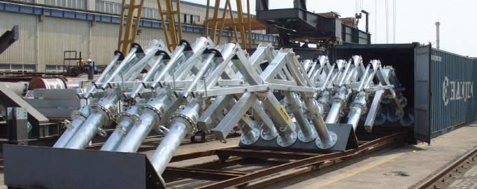 Davit Cranes Liftra has made 8 different types of davit cranes First davit developed in 2005 Offshore cranes from 200kg - 2ton Approved for person lift Offshore coating Reach from 0.