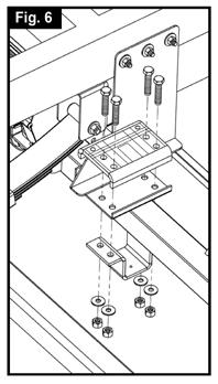 Make sure that the main cross bar (12) and the cross actuation centre bar (4) are positioned in the middle of the caravan (the centre of the bar is marked).