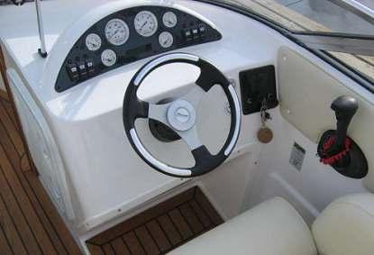 boats with over 150 HP engine) stainless steel ladder on the bathing platform open front U-shaped sofa convertible into