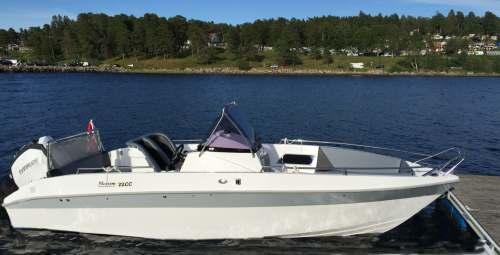 Nordic 22 CC outboard Technical data: Length: 6,70 m Beam: 2,39 m Draught: