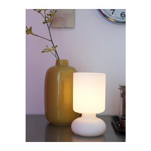35 Table lamp, white (Code: 090) Material: Glass Price: K 505 Table