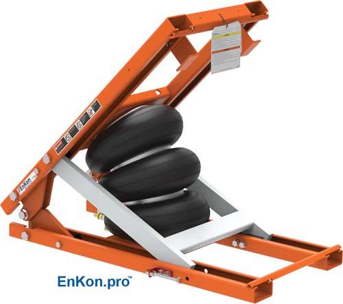 A-Series Air Scissor Lift Tables Page 28 Model ATS09 Section 7 Tilt Angle 45 With a tilt angle of 45, the ATS09 material handling tilt table easily places materials at the optimum angle, improving