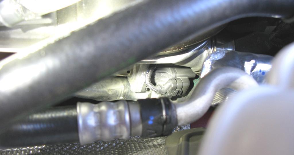 Check Wastegate on N55 6-cylinder engines: Look at the turbo to determine which type of wastegate is installed on your car.