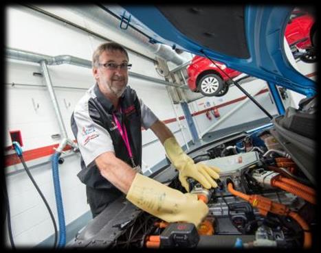LEVEL (Low Emission Vehicle Enterprise and Learning) delivers skills training, knowledge