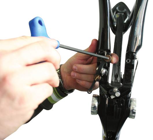 Balance the spring tensions on the drive side and non-drive side brake arms with the 2 mm grub screws to ensure