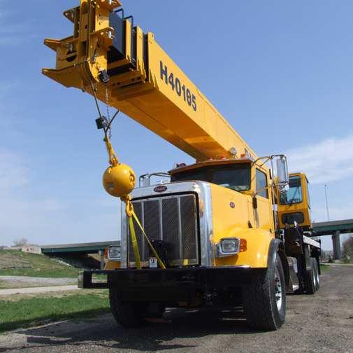 1 m 27,500 lbs/12,474 kg Jib Lengths Winch Bare Drum Pull N/A 12,800 lbs/5,806 kg Powered Boom Sections Overall