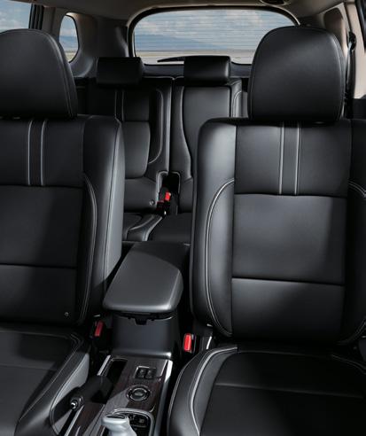rear cargo area floor is ideal for conveniently