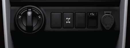 Steering wheel switches: The 4-direction switch integrated in the steering wheel makes it easy to adjust the multi-information display among other