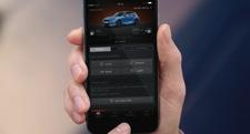 Selected smartphone content can be displayed and operated via the user interface of the vehicle.