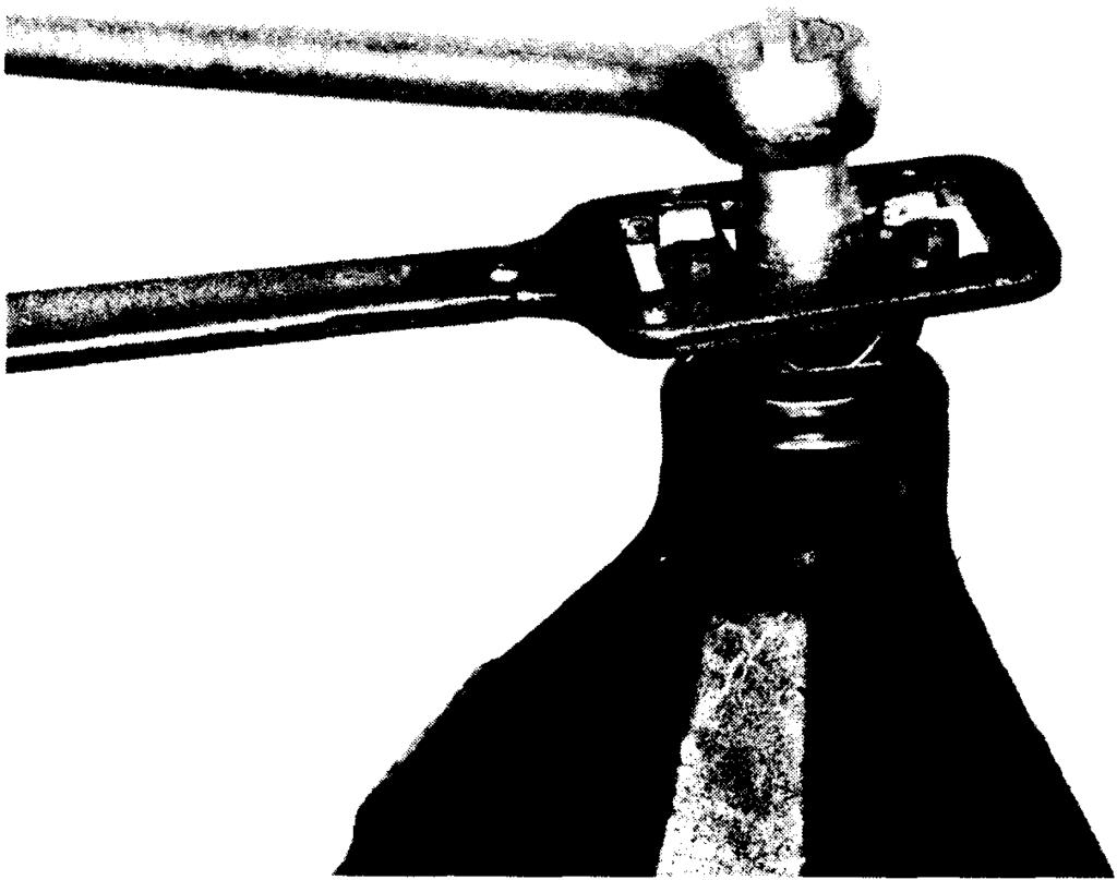 Figure 139 1009-139 Remove pinion by tapping with a rawhide hammer. Catch the pinion with your hand to prevent it from falling to the ground and being damaged.