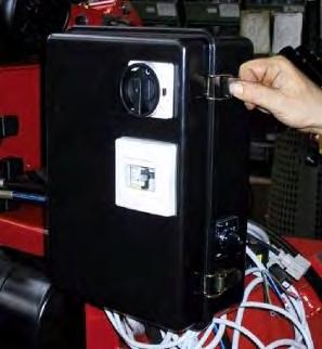 The three polar meters K1 and K2, are equipped by a mechanical security (Fig.65) to avoid the starting of both meters simultaneously saving the motor from blowing up.